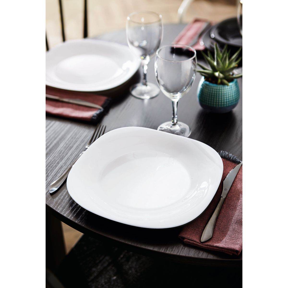 Assiette blanche 29,1 x 27 cm Carine Luminarc - Mathon - 2