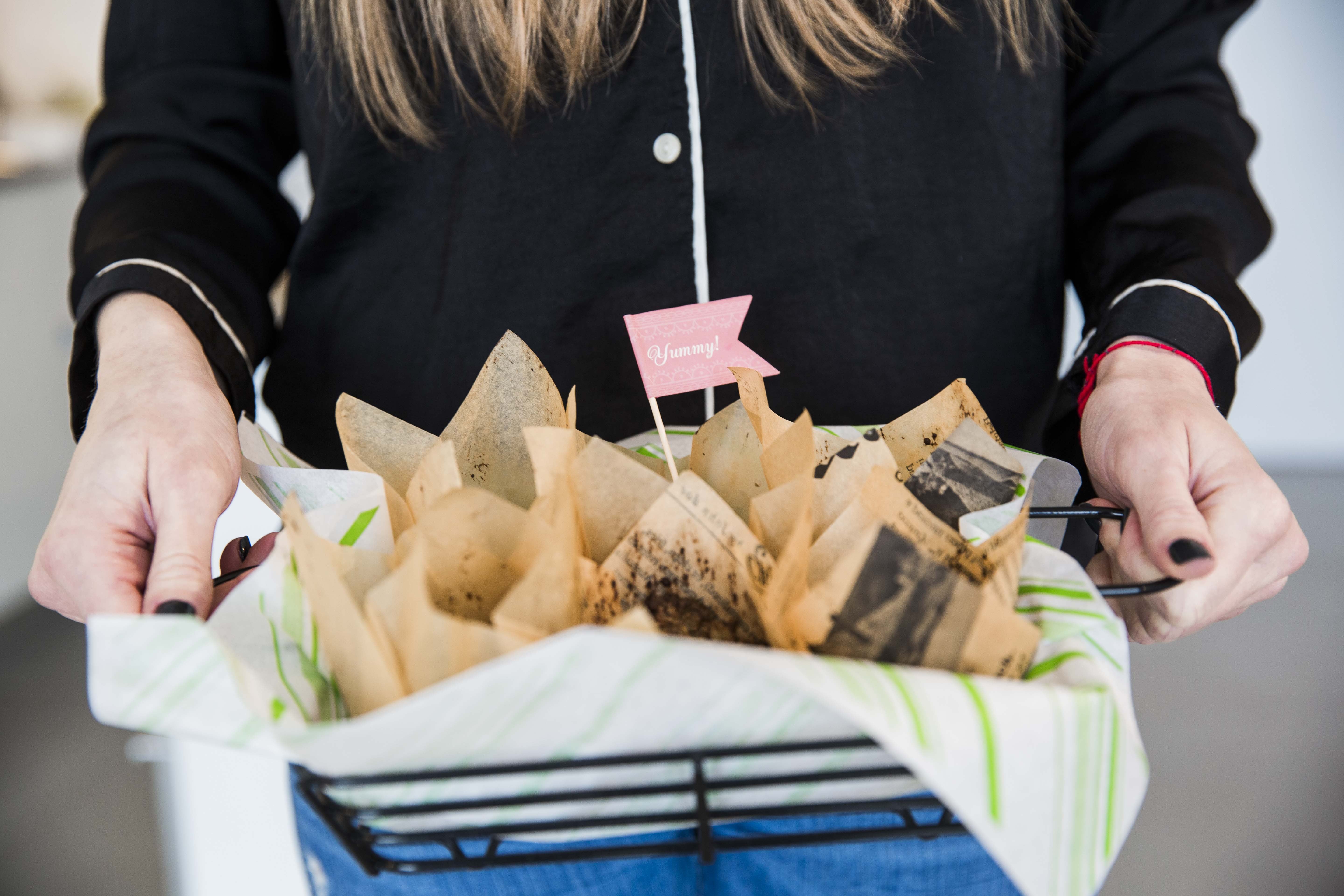 6Pcs - Panier métal noir rectangulaire avec porte coupelle  310x180x60mm FirstPack - Mathon - 2