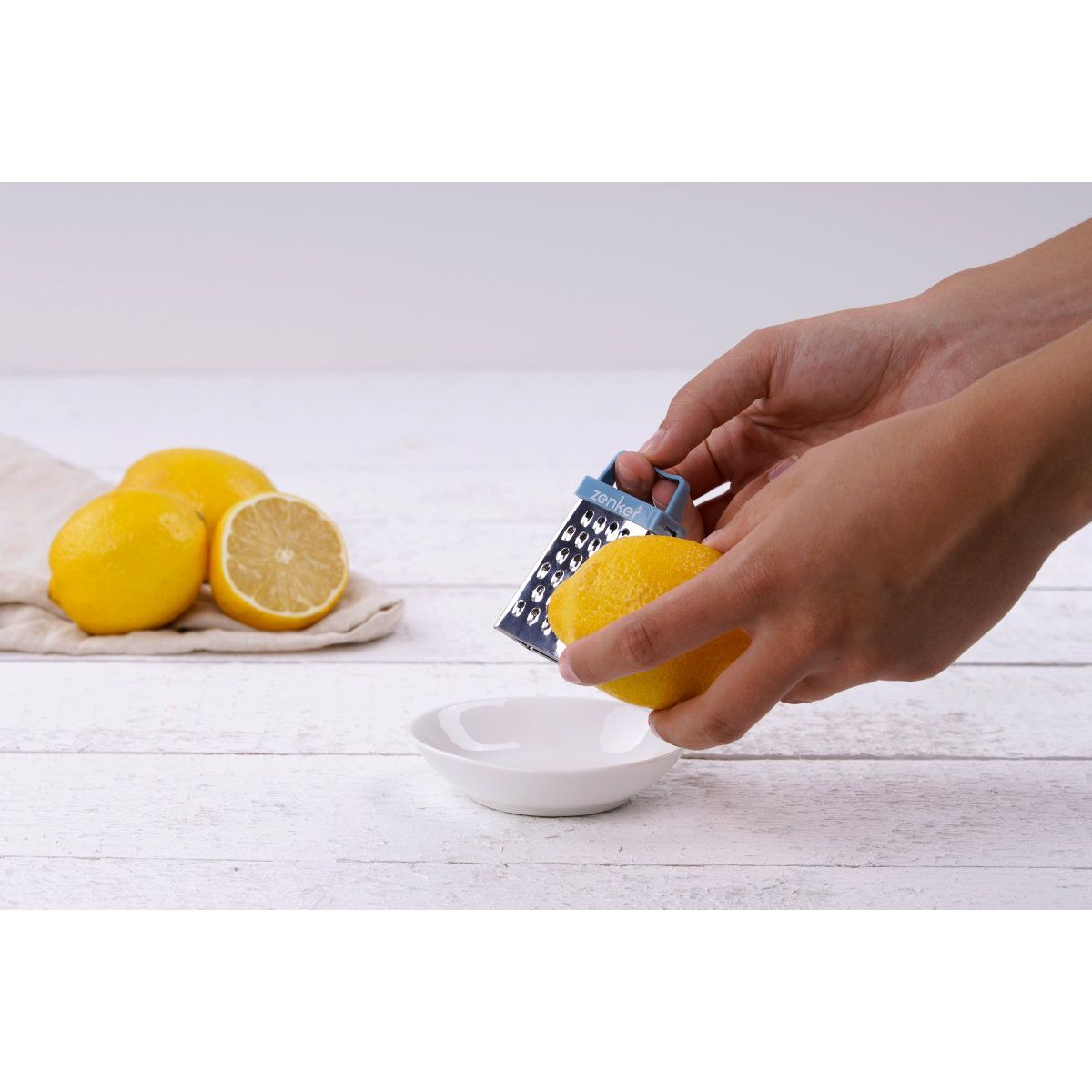 Mini râpe de pâtisserie 7,5 cm Zenker Sweet Sensation Zenker - Mathon - 7