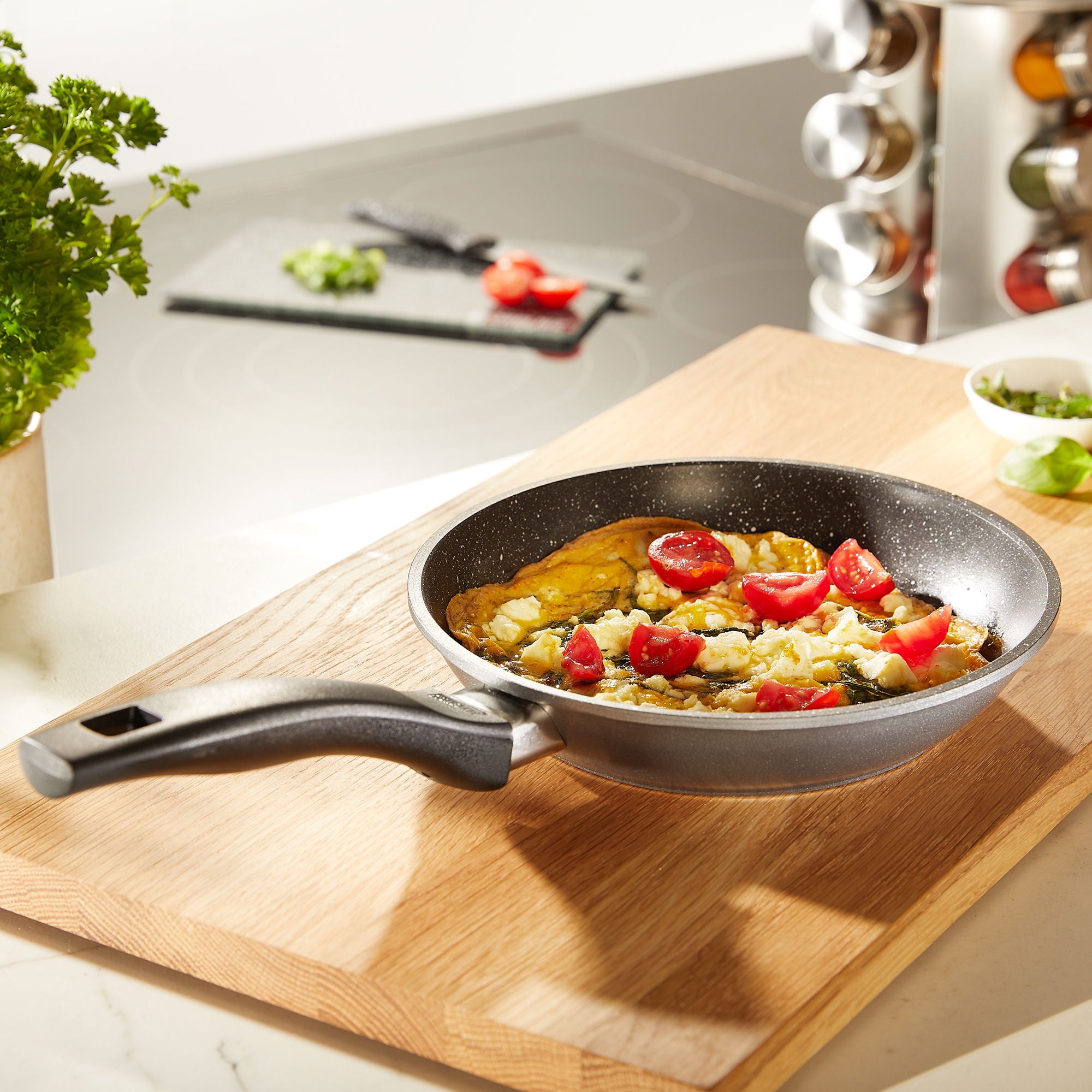 Poêle 24 cm, avec revêtement antiadhésif avec de vraies particules de pierre Stoneline - Mathon - 3