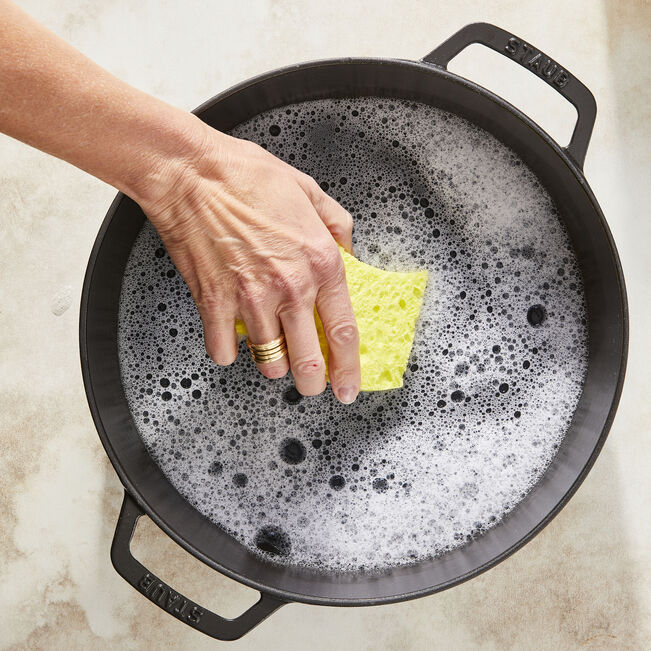 Sauteuse Chistera en Fonte, Ø 28 cm, 3,7 L, Noir Mat Staub - Mathon - 9