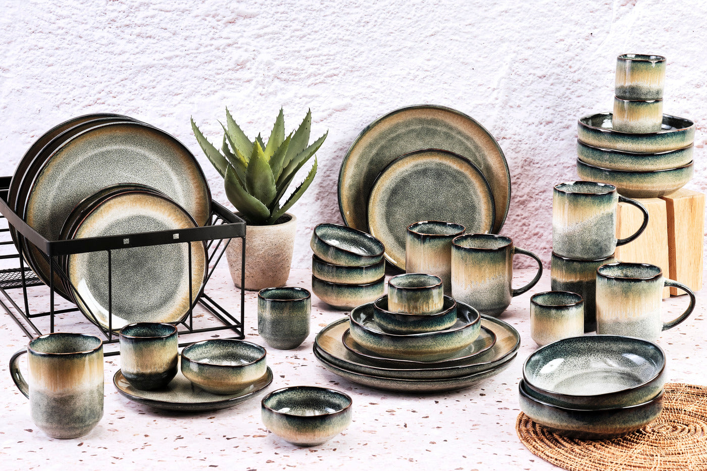 Lot de 36 set complet en grès gris D Björn - Mathon - 2