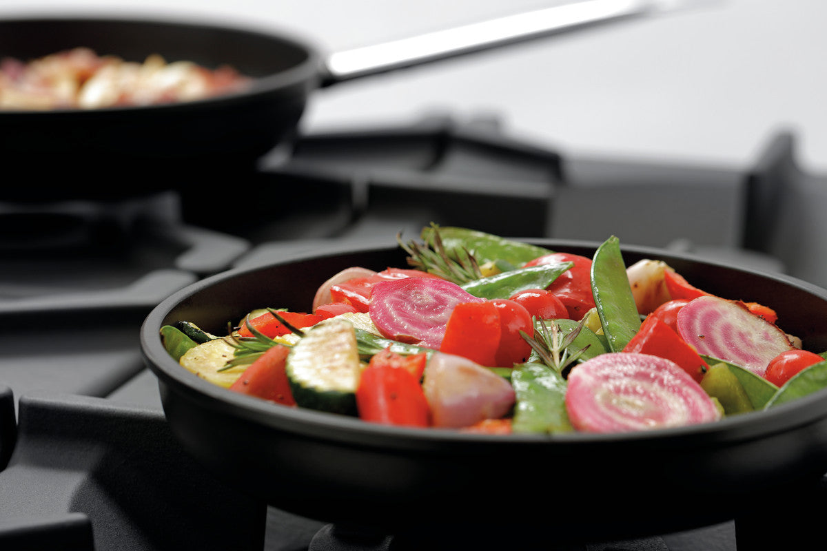 Fourneau à gaz 6 feux vifs - four à gaz GN 2/1 et armoire neutre - Bartscher - Mathon - 2