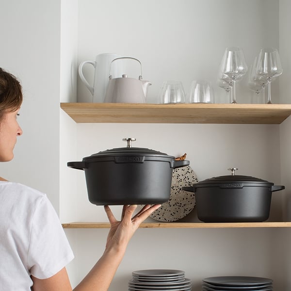 Lot cocotte légère ronde en fonte d