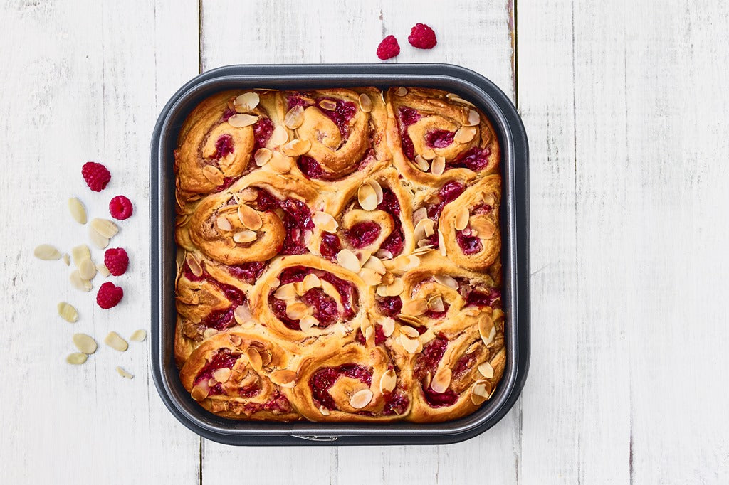 Moule à fond amovible en acier carbone, EASY Baking, 24x24H8 cm Birkmann - Mathon - 3