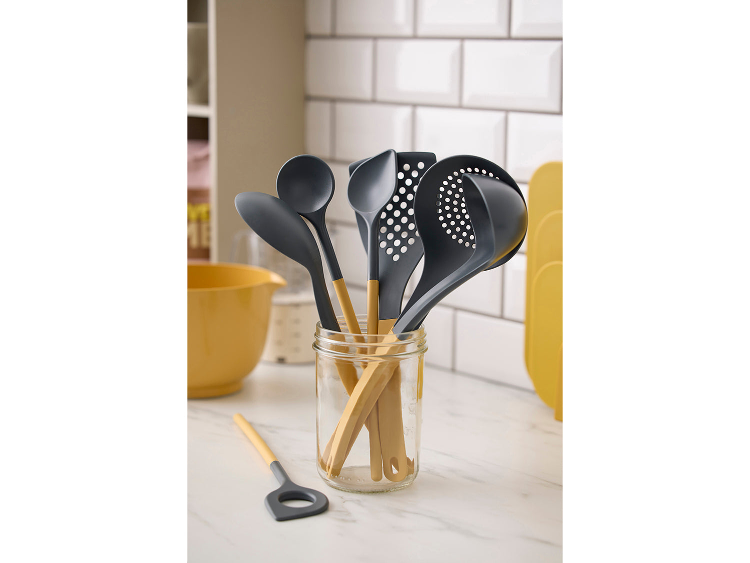 Cuillère à mélanger avec trou NEW OPTIMA en nylon Curry Rosti - Mathon - 6