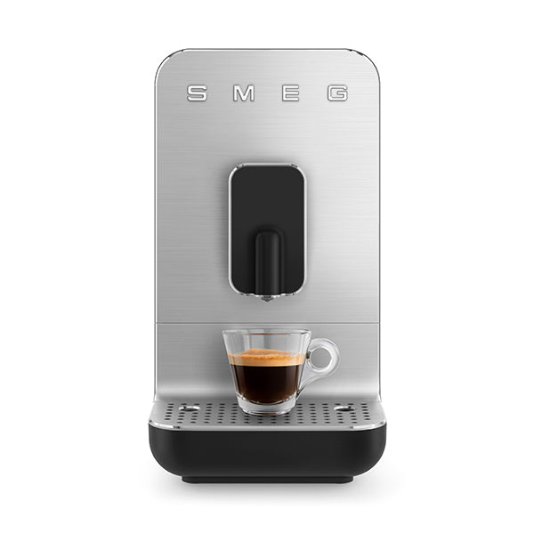 Machine à café avec broyeur intégré 7L 1350W BCC11BLMEU Smeg - Mathon - 2