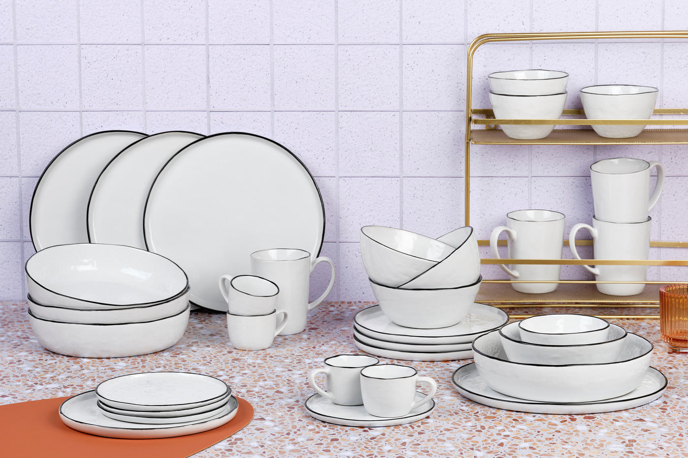 Lot de 32 set complet en grès blanc D Björn - Mathon - 2