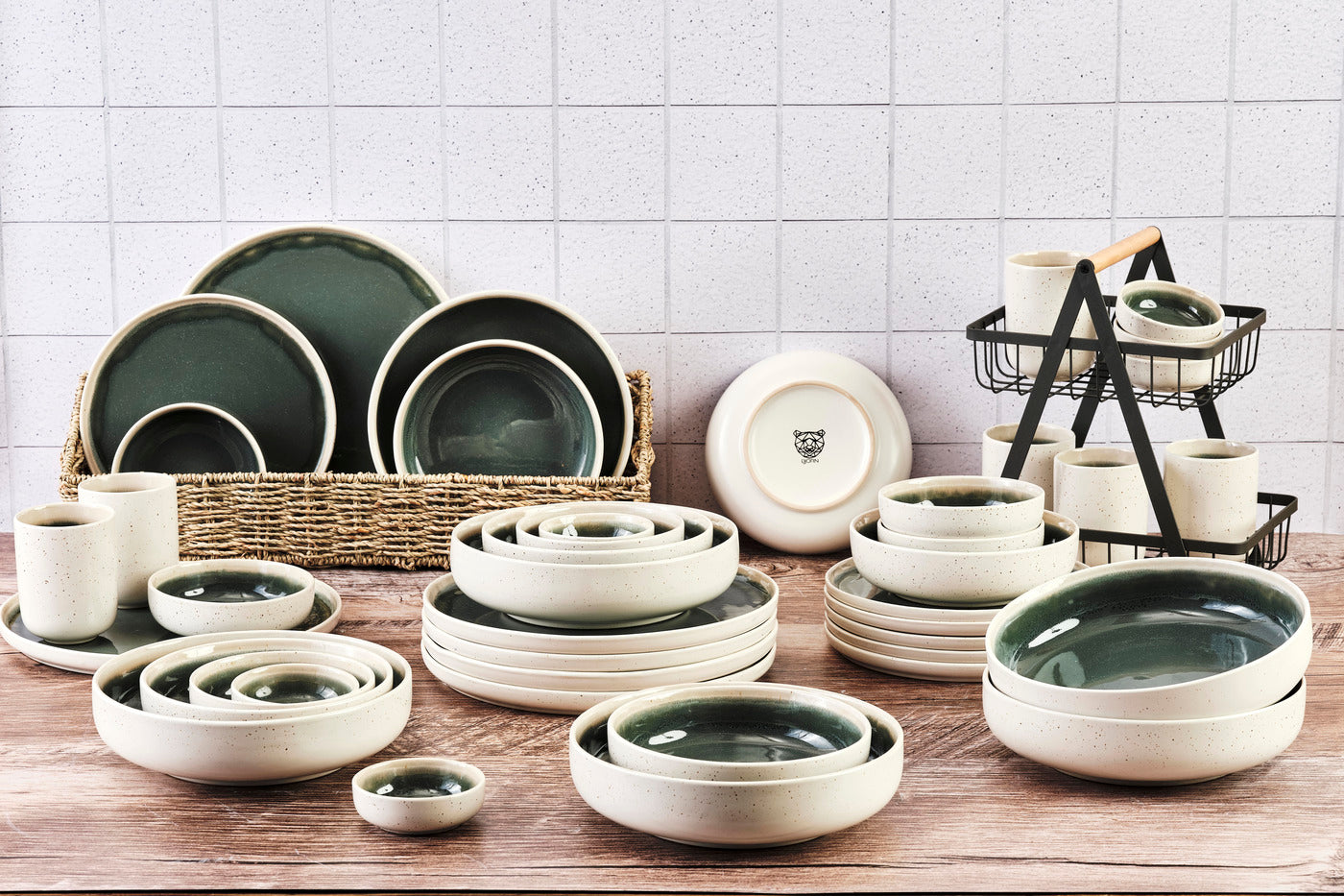 Lot de 42 set complet en grès gris D Björn - Mathon - 2