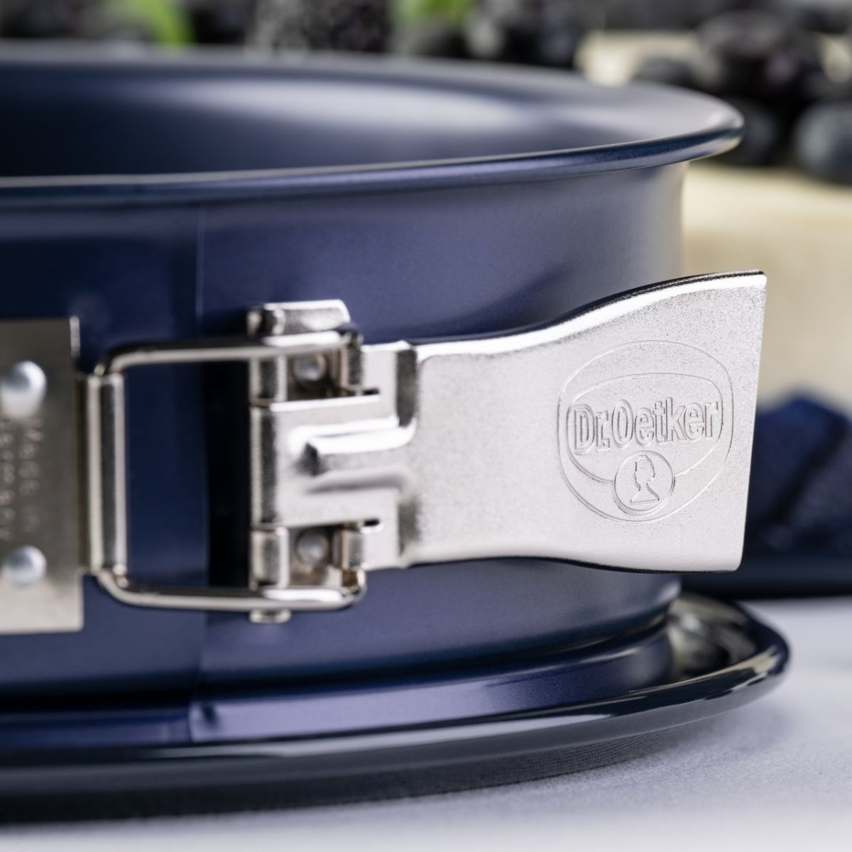 Ensemble de 2 Moules à manqué à charnière 26 cm  Back Liebe Dr. Oetker - Mathon - 4