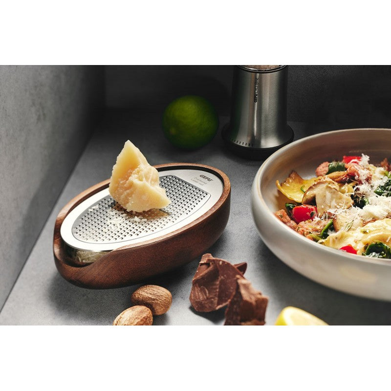 Râpe à parmesan Parmezo en inox et bois d