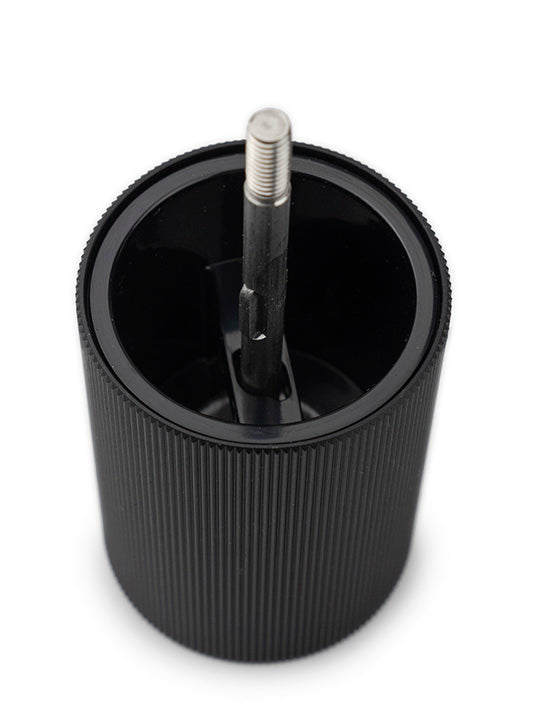 Line Moulin à poivre manuel en bois et aluminium noir mat, 12 cm - 4,75in Peugeot - Mathon - 5