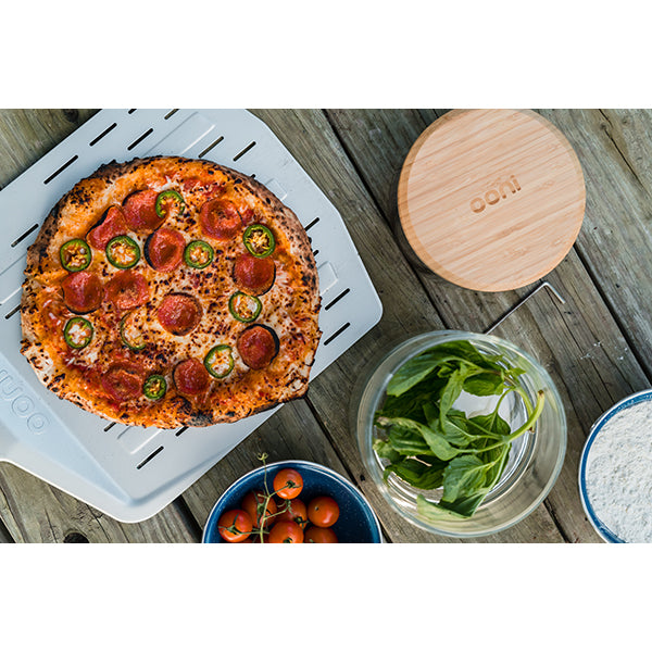 HONPHIER Pelle à Pizza Perforée 30 Cm Aluminium | Grande Surface + Manche Bois Amovible 43 Cm