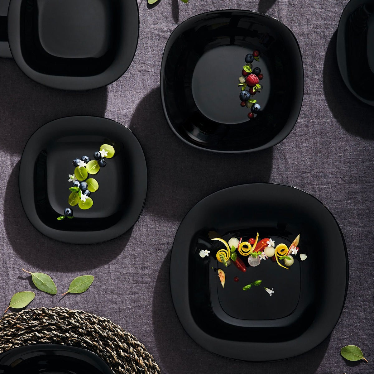 Assiette noire 21 x 19,6 cm Carine Luminarc - Mathon - 3