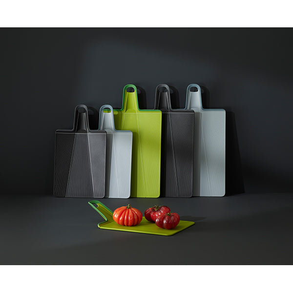 Grande planche à découper pliable 45 cm noire Chop2Pot Joseph Joseph - Mathon - 4