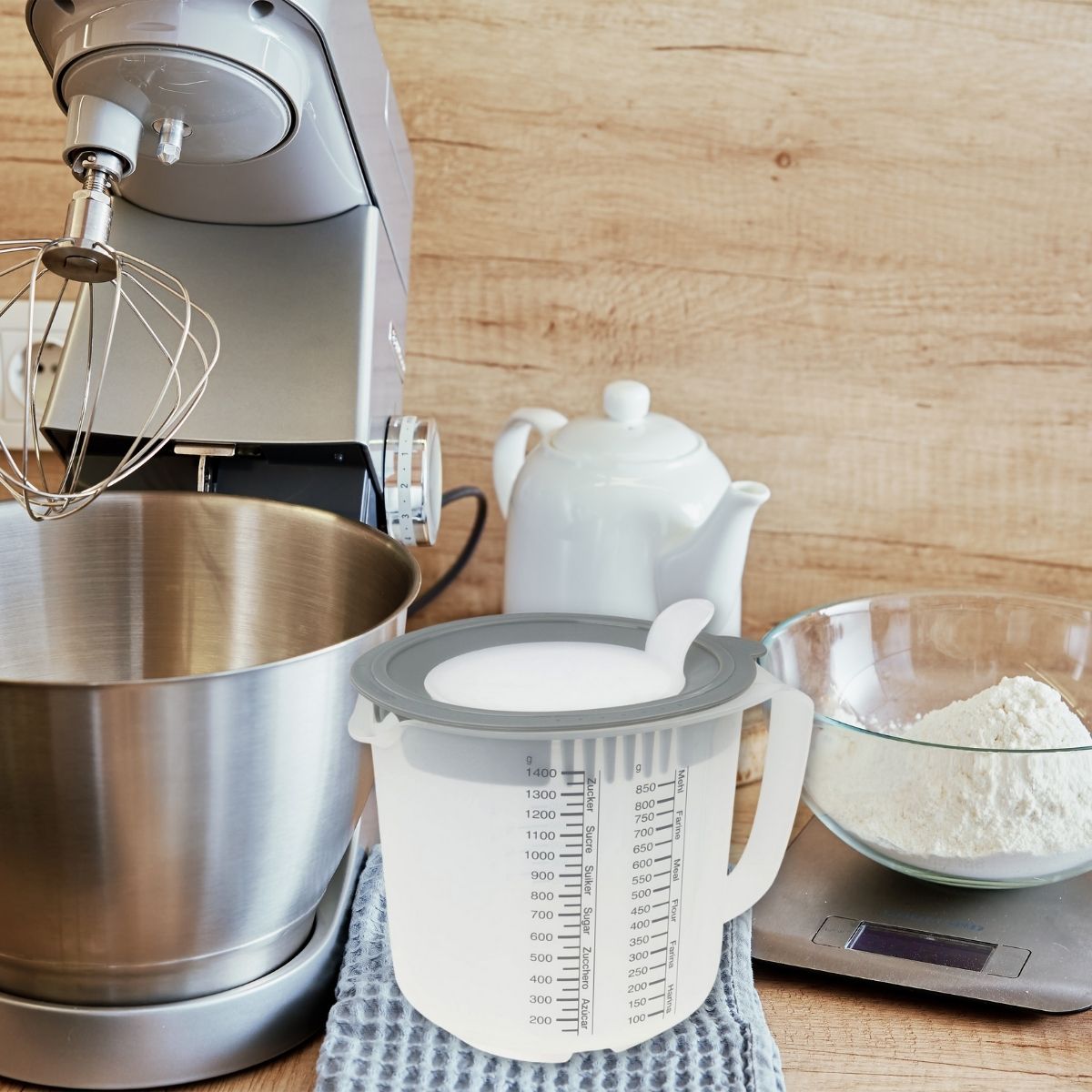 Verre mélangeur et doseur en plastique de 1,4 litre Dr. Oetker - Mathon - 2