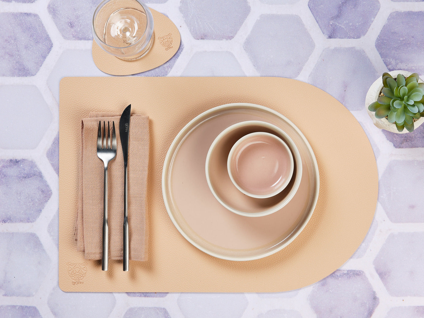 Lot de 6 sets de table en fibres de cuir broyées et recyclées, caoutchouc végétal naturel, pvc, ingrédients divers (pigments colorés, résine) multicolore D Björn - Mathon - 5