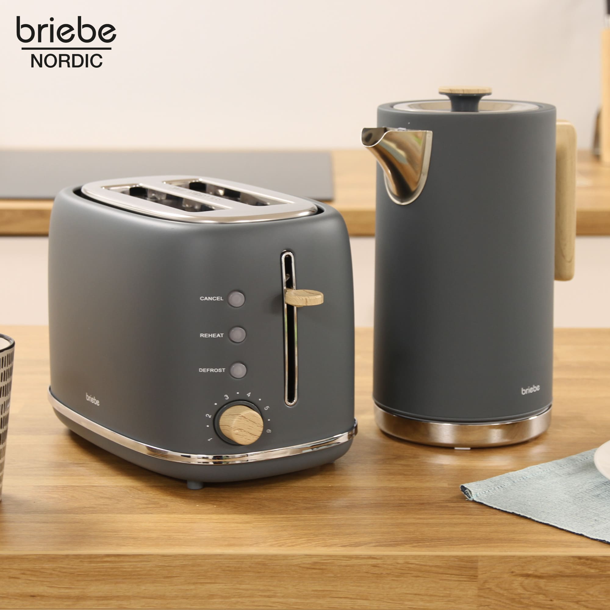 Nordic Ensemble Grille Pain 2 Fentes Larges, Bouilloire Électrique 1,7L sans BPA 2200 Gris SKT1167GRY - Mathon - 2