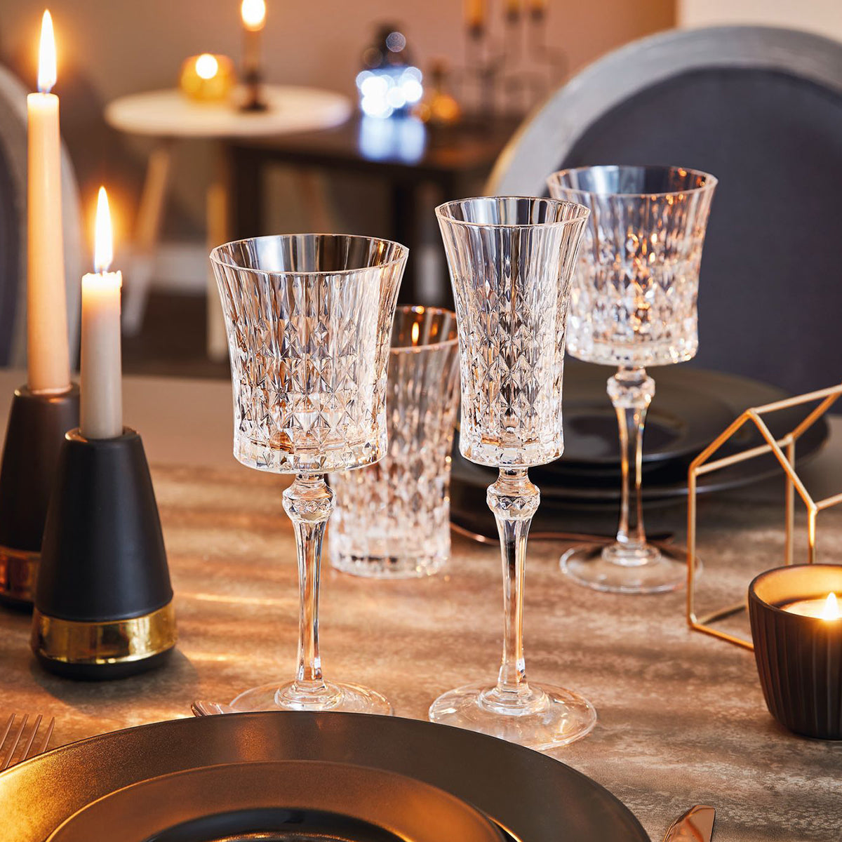 6 verres à vin rouge et blanc 27cl Lady Diamond - Cristal d