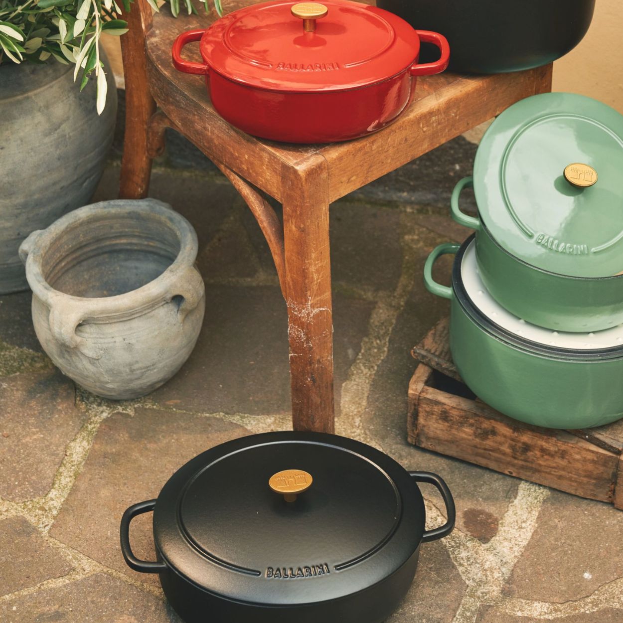 Cocotte en fonte, Ovale, Rouge, 33 cm Ballarini - Mathon - 2