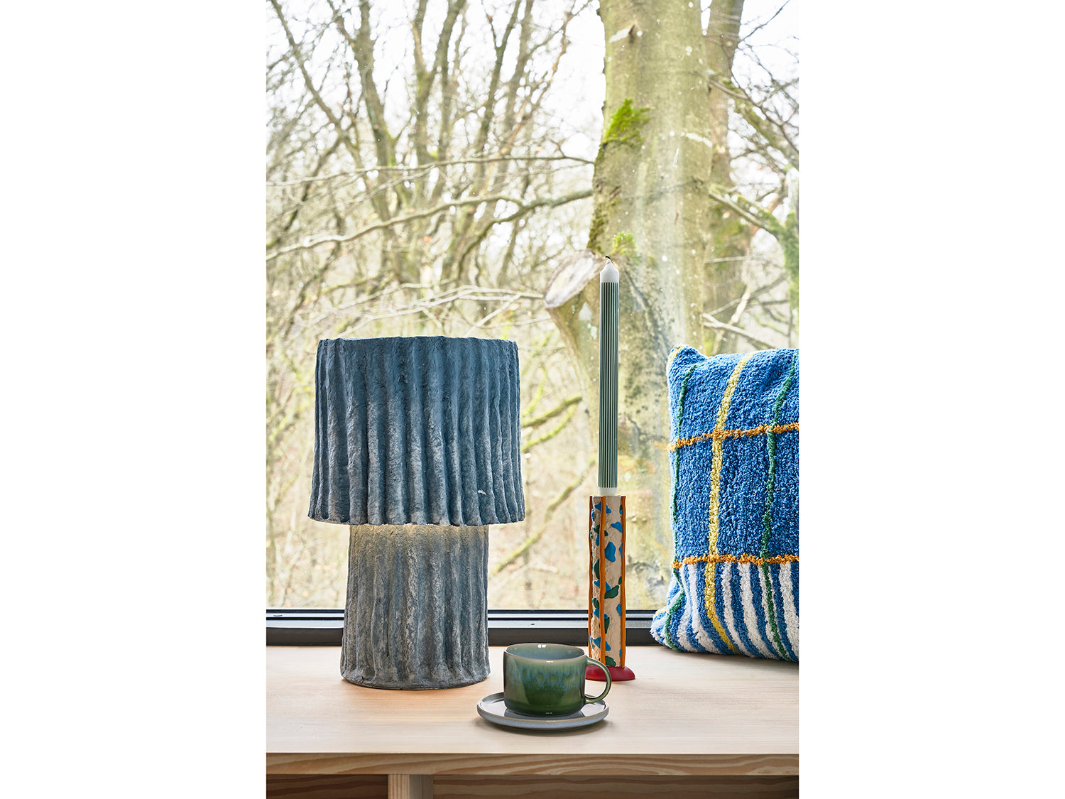 Bougeoir orné de taches Styles en Polyrésine Bleu/Ambre Villa Collection - Mathon - 5