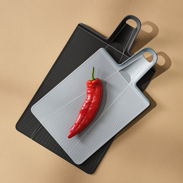 Grande planche à découper pliable 45 cm noire Chop2Pot  Joseph Joseph - Mathon - 5