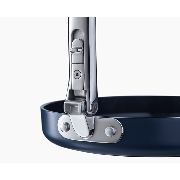 Set de 2 Poêles en aluminium revêtu Space 24 et 28 cm et séparateur protecteur Joseph Joseph - Mathon - 5