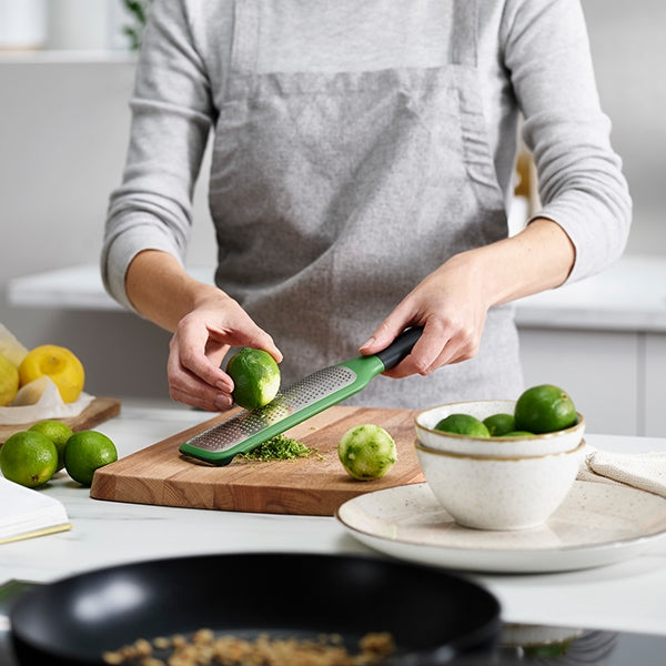 Râpe GripGrater à lame fine en inox vert - Mathon - 10