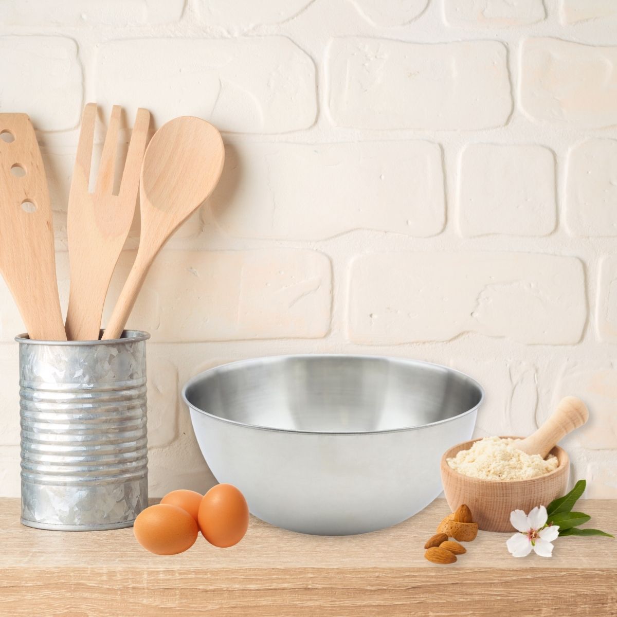 Set de 2 Saladiers en inox de 20,5 cm et 25 cm de diamètre et couverts à salade en plastique Fackelmann - Mathon - 2