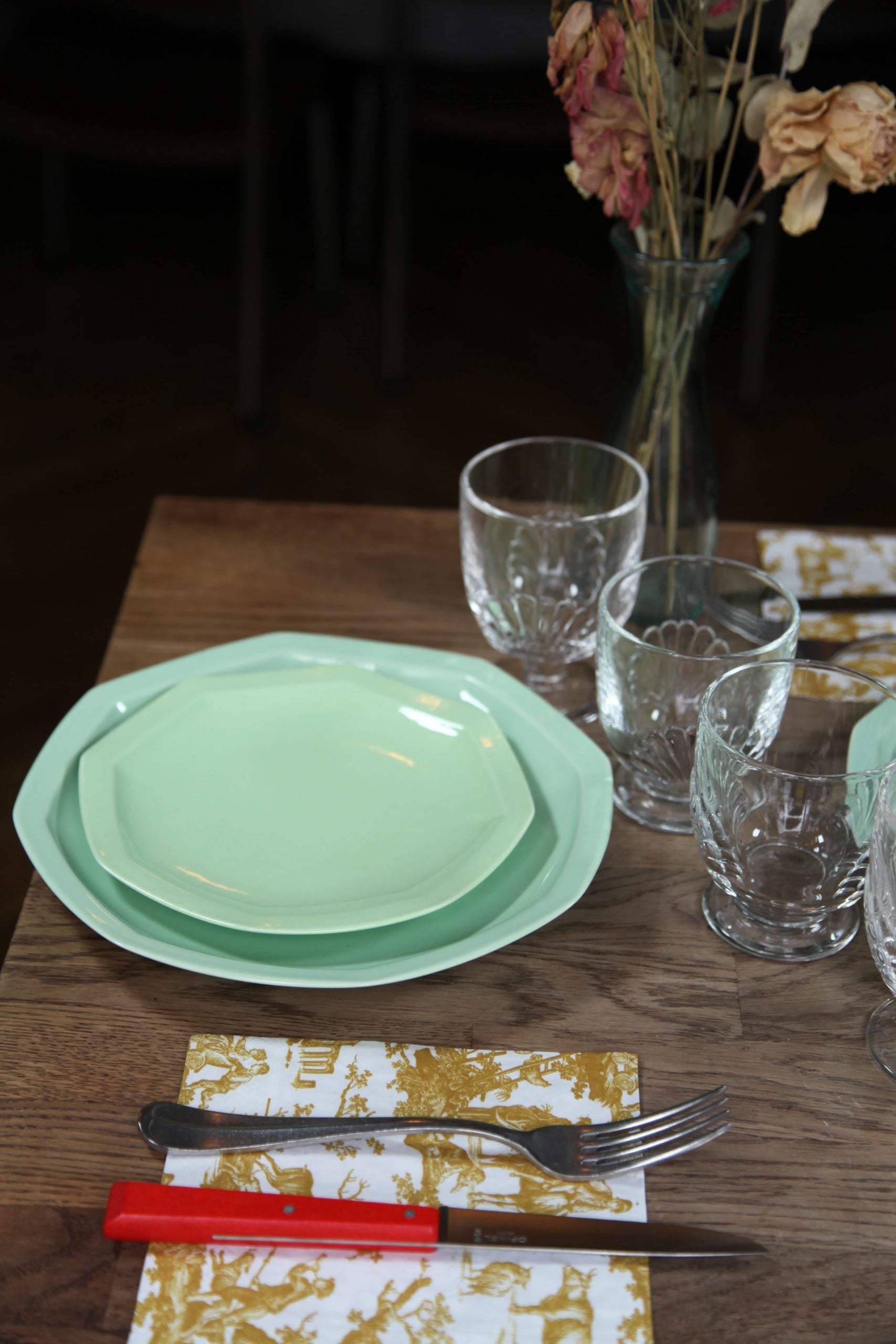 Assiette plate Octogonale verte OGRE La Fabrique - Mathon - 3