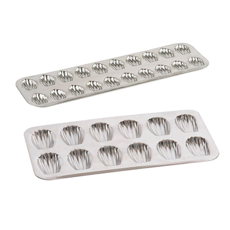 Lot plaque 12 madeleines et plaque 20 madeleinettes en fer blanc Gobel - Mathon - 1