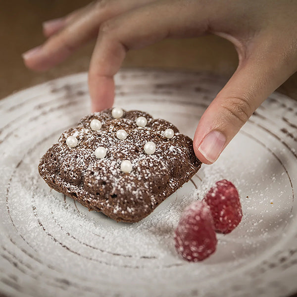 Moule silicone 6 Mini gâteaux Elegenza texture matelassée Silikomart - Mathon - 6