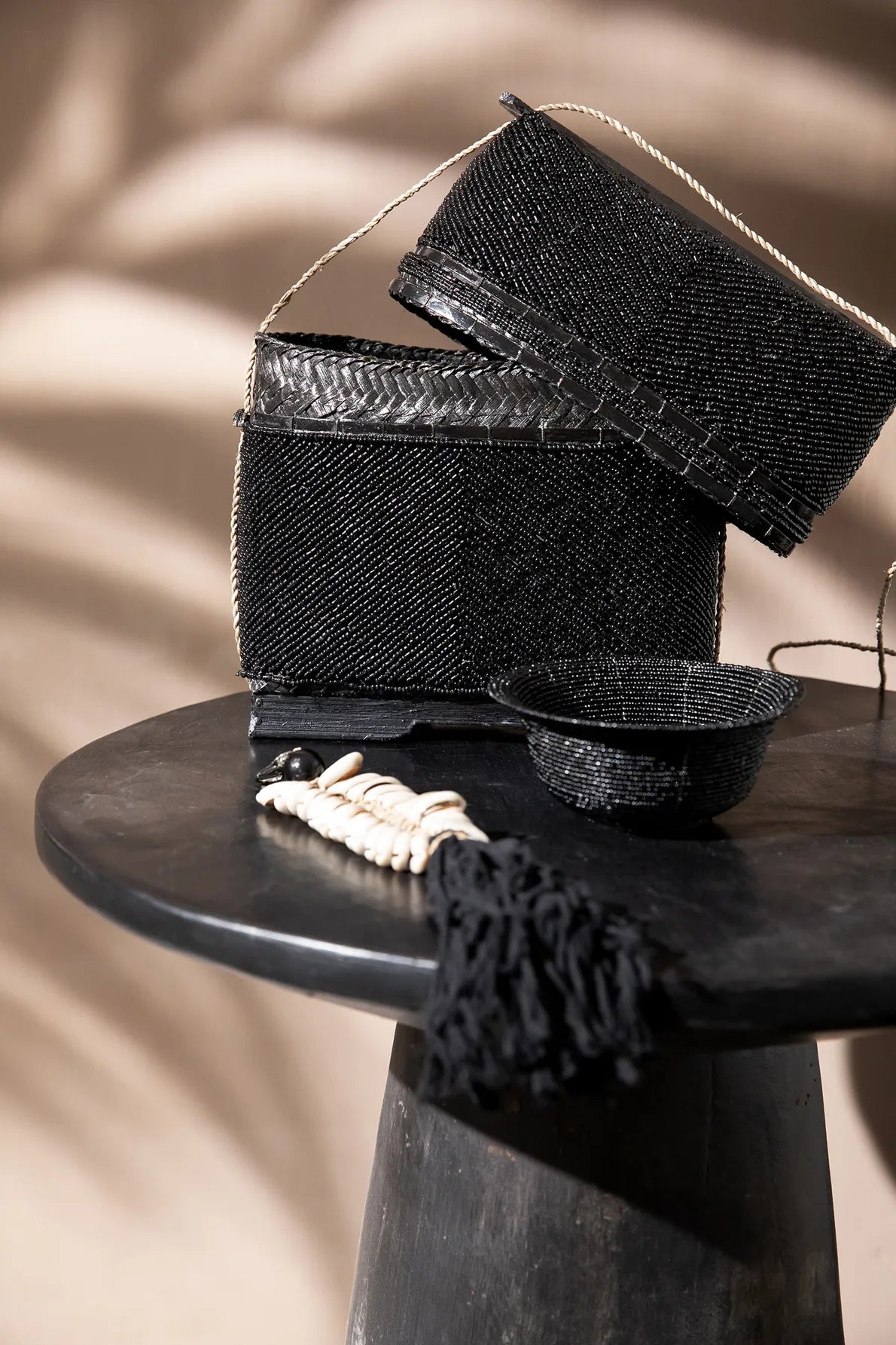 La Boîte À Trésors - Noir Bazar Bizar - Mathon - 4