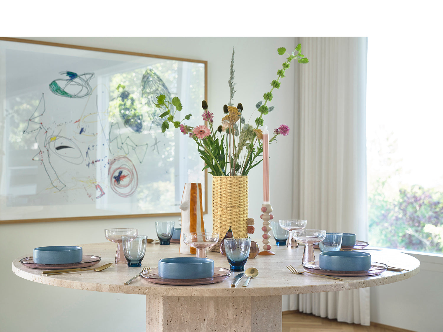 Bougeoir orné de petites boule Styles en Polyrésine Blanc cassé/Rose Villa Collection - Mathon - 7