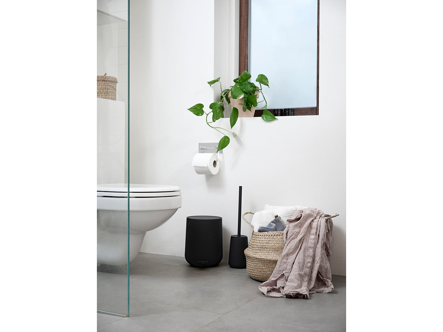 Brosse de toilette NOVA ONE en grès et acier Noir Zone Denmark - Mathon - 2