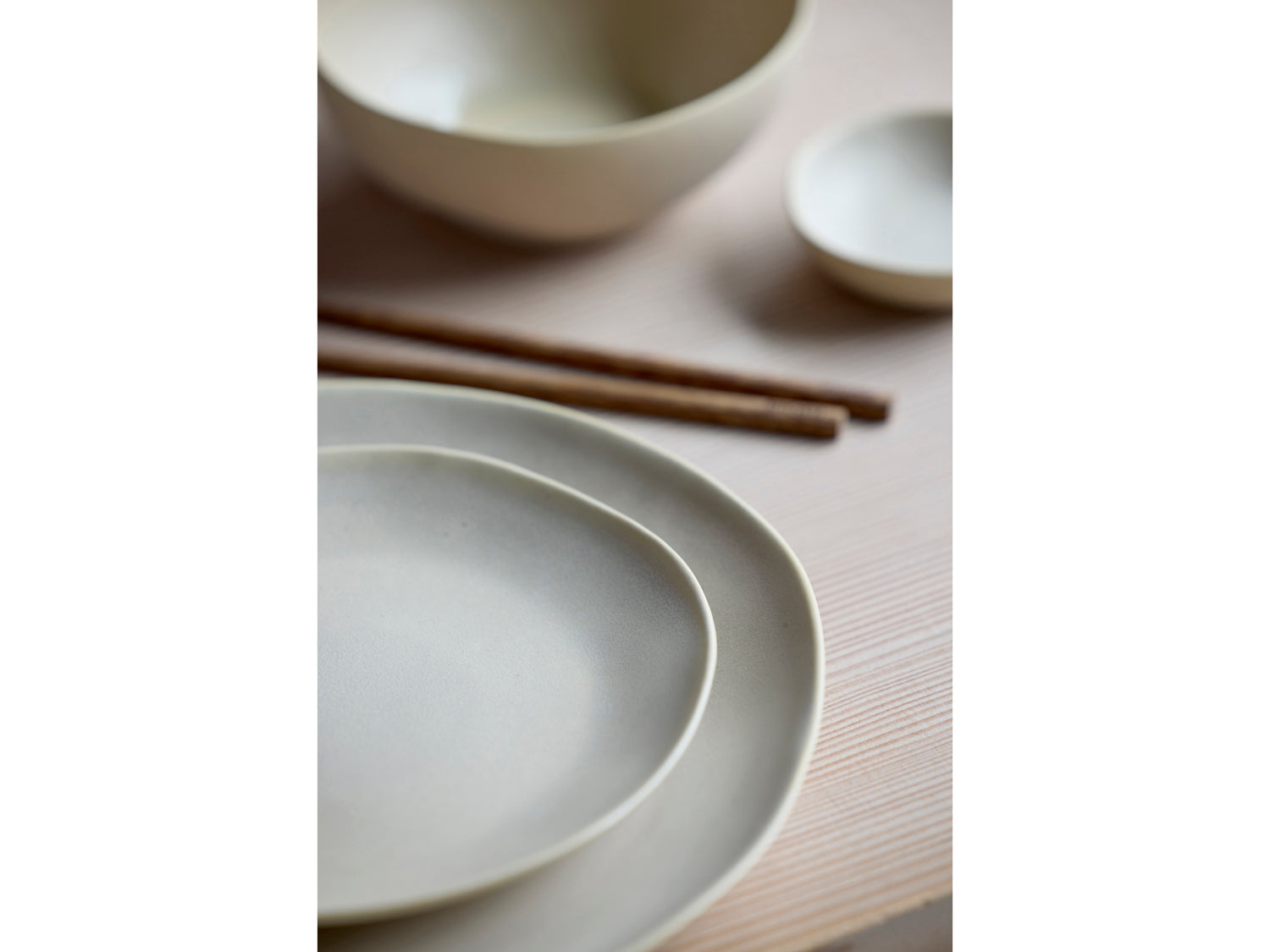 Assiette plate UMAMI en grès Beige doux Villa Collection - Mathon - 6