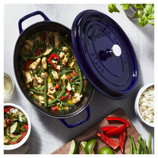 Cocotte 27 cm, Ovale, Bleu intense, Fonte Staub - Mathon - 2