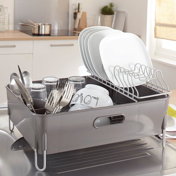 Lot Egouttoir à vaisselle avec bac et savon d