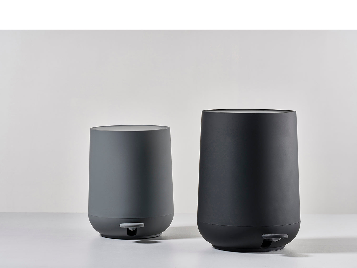 Poubelle à pédale NOVA en abs Gris Zone Denmark - Mathon - 7