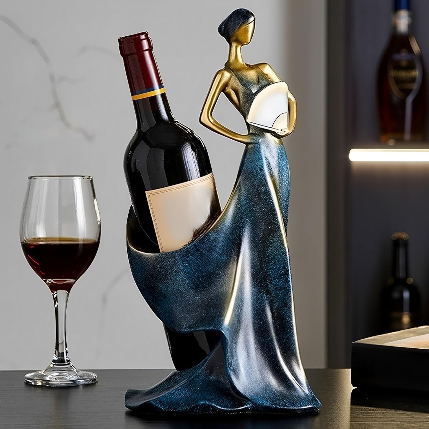 Casier à vin décoratif en résine pour comptoir femme bleu Vendos85 - Mathon