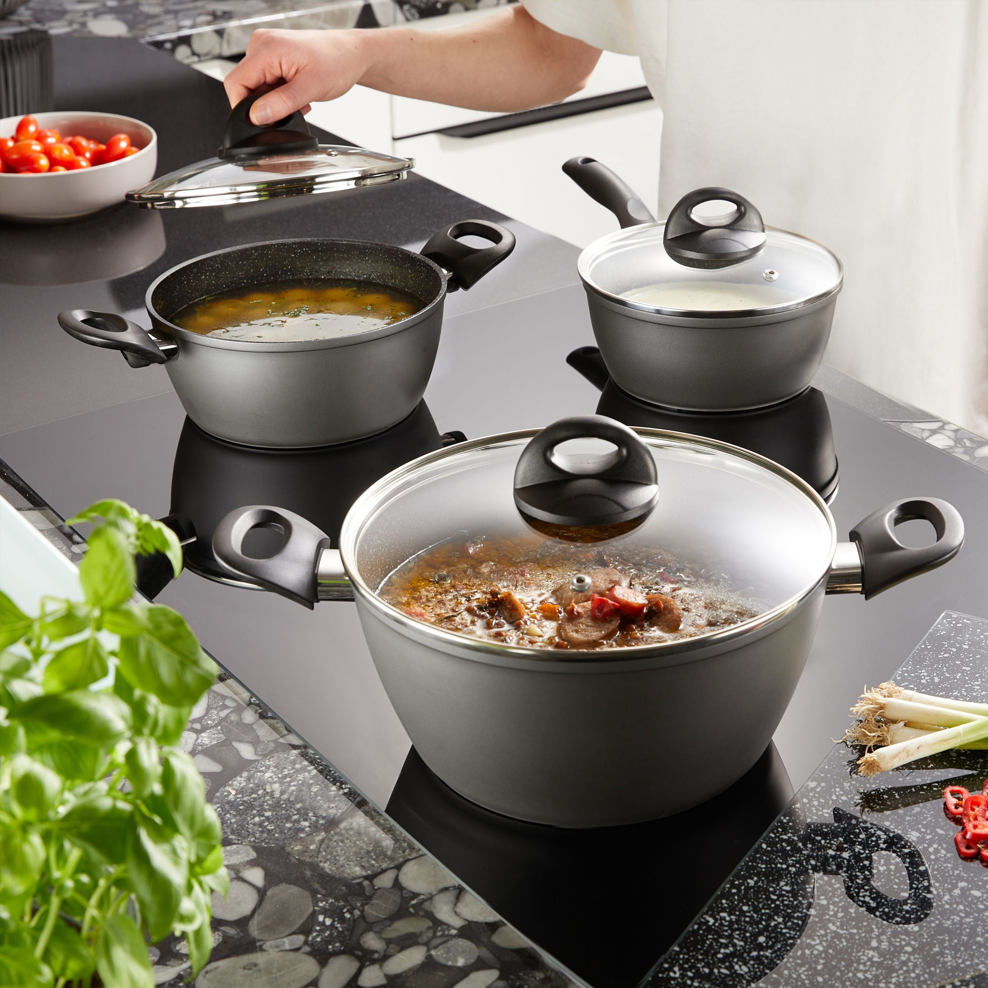 Batterie de cuisine, 6 pcs, avec couvercles en verre Stoneline - Mathon - 3