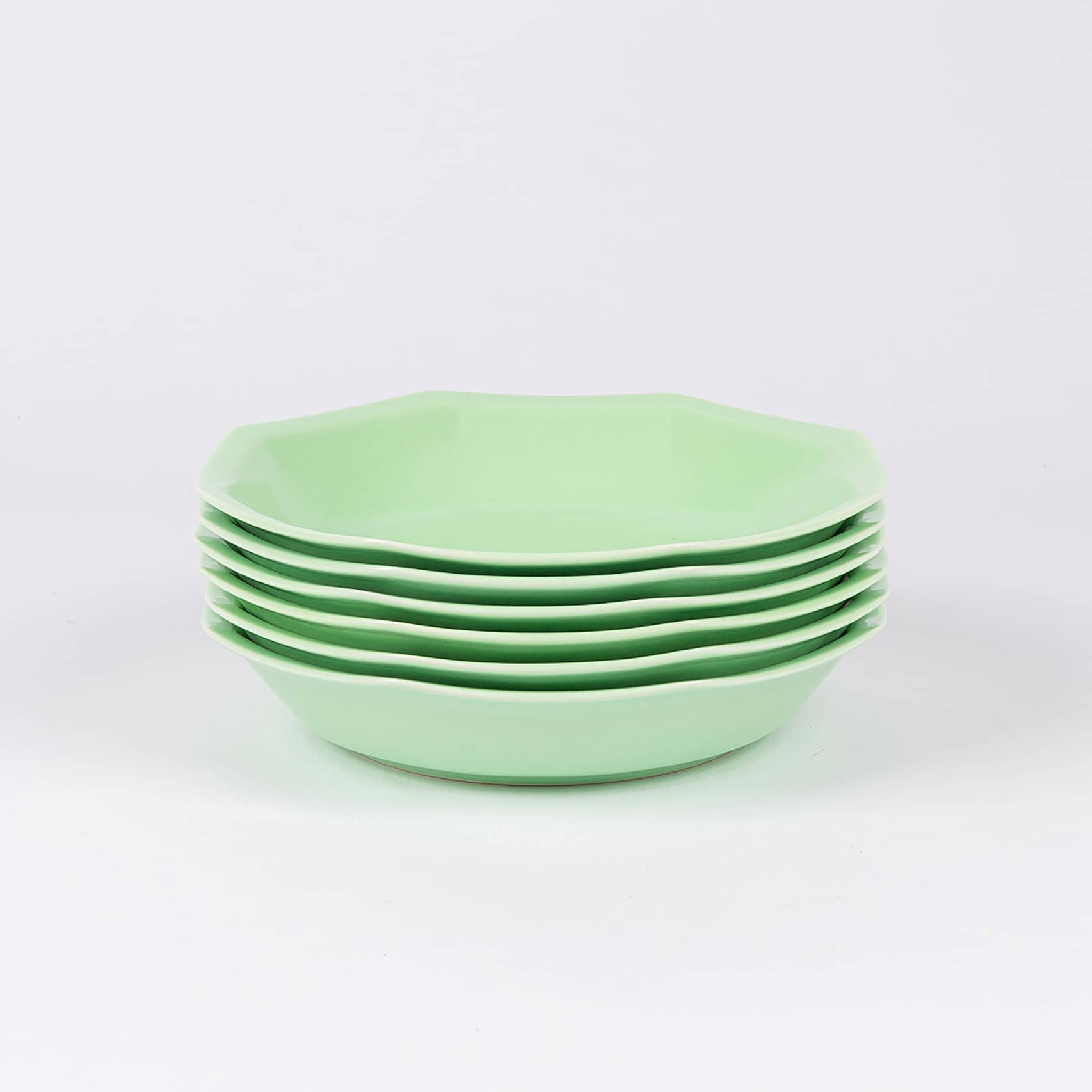 Assiette creuse octogonale verte OGRE La Fabrique - Mathon - 3