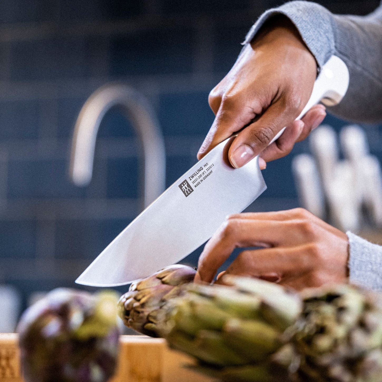 Couteau de chef ZWILLING® Pro Le Blanc Zwilling - Mathon - 3