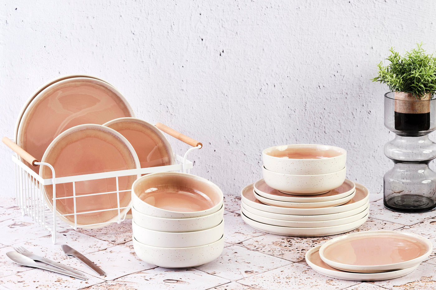 Lot de 18 set les essentiels en grès rose D Björn - Mathon - 2