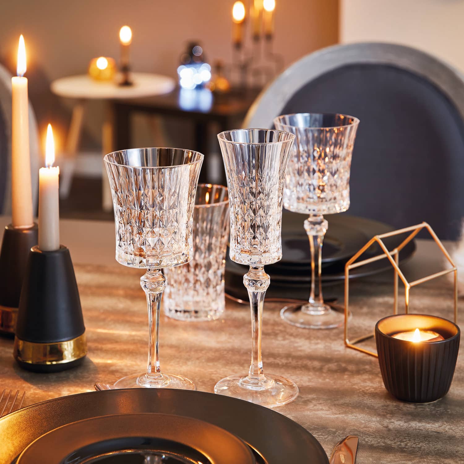 4 verres à pied 27cl Lady Diamond Cristal d