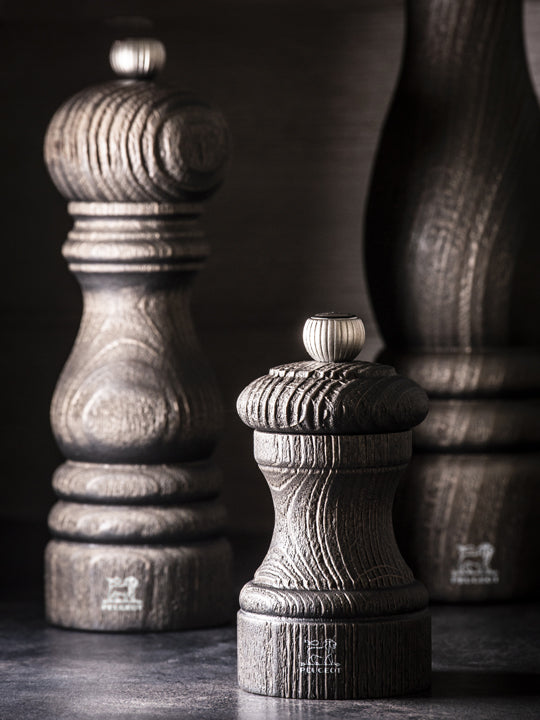 Paris Nature Dark Moulin à sel manuel en bois et son sel des Alpes, couleur dark, 12 cm - 4,75" Peugeot - Mathon - 5