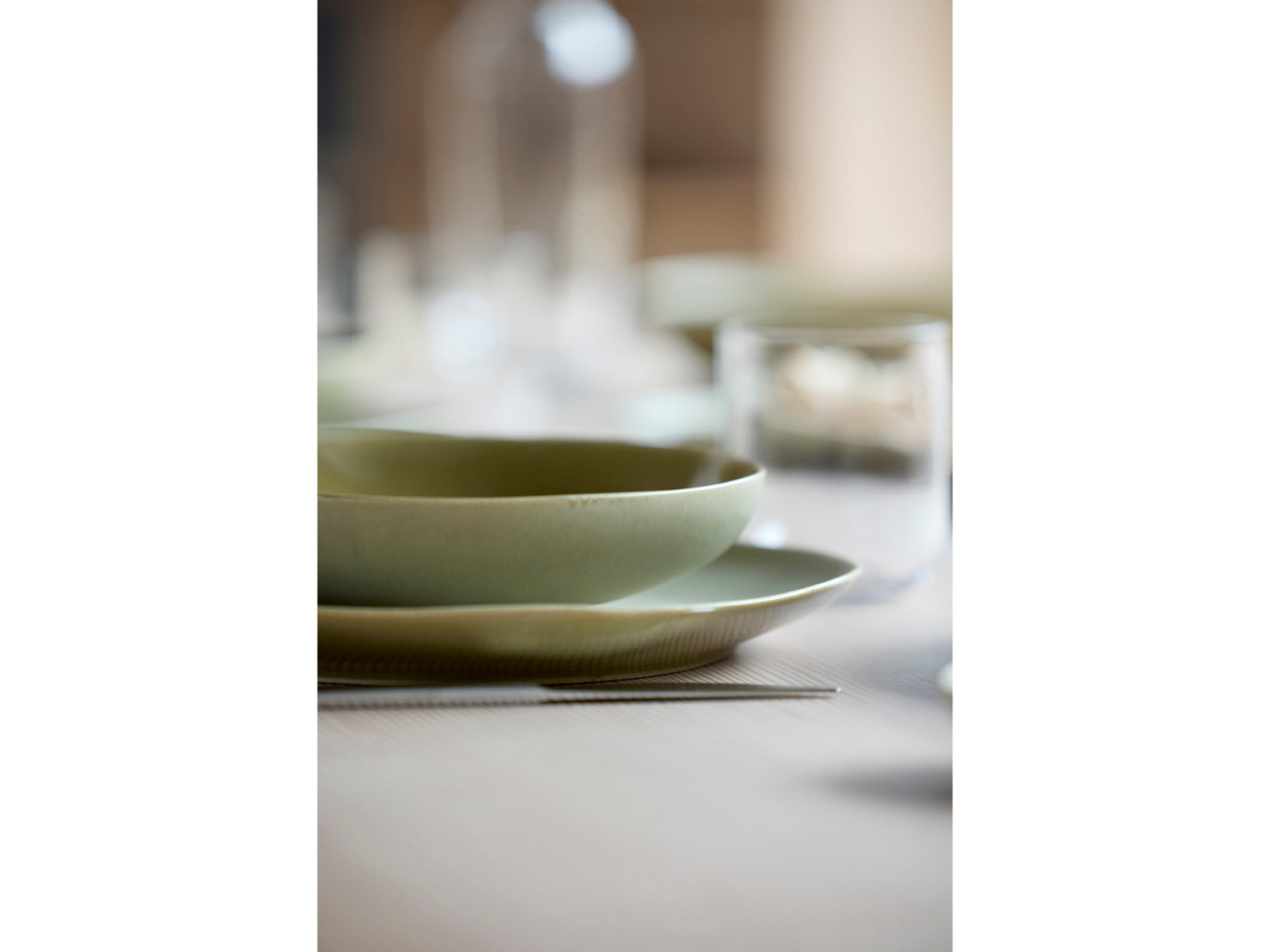 Assiette plate UMAMI en grès Vert pur Villa Collection - Mathon - 4