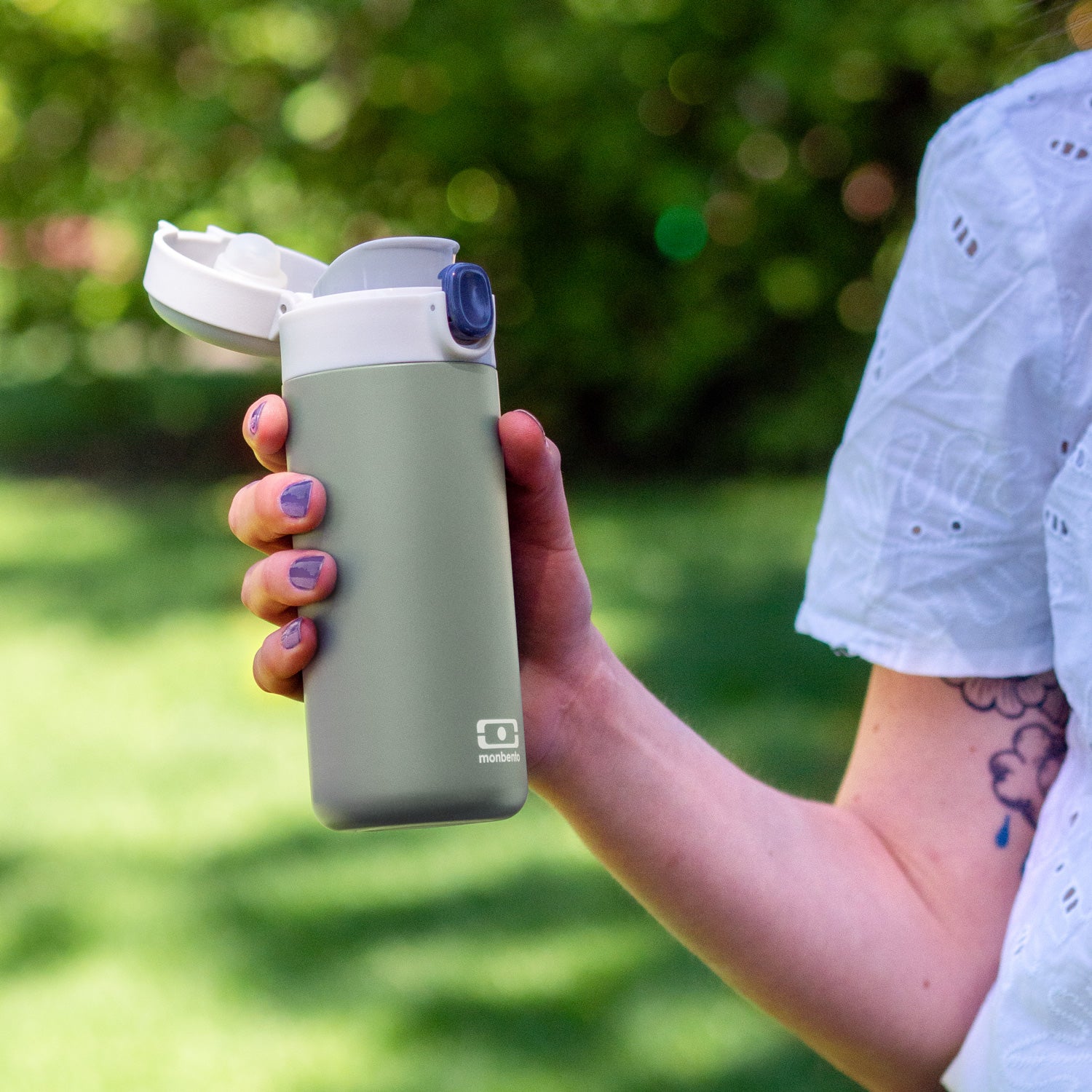 Gourde isotherme à bec verseur Pop 360ml Vert Natural Monbento - Mathon - 5