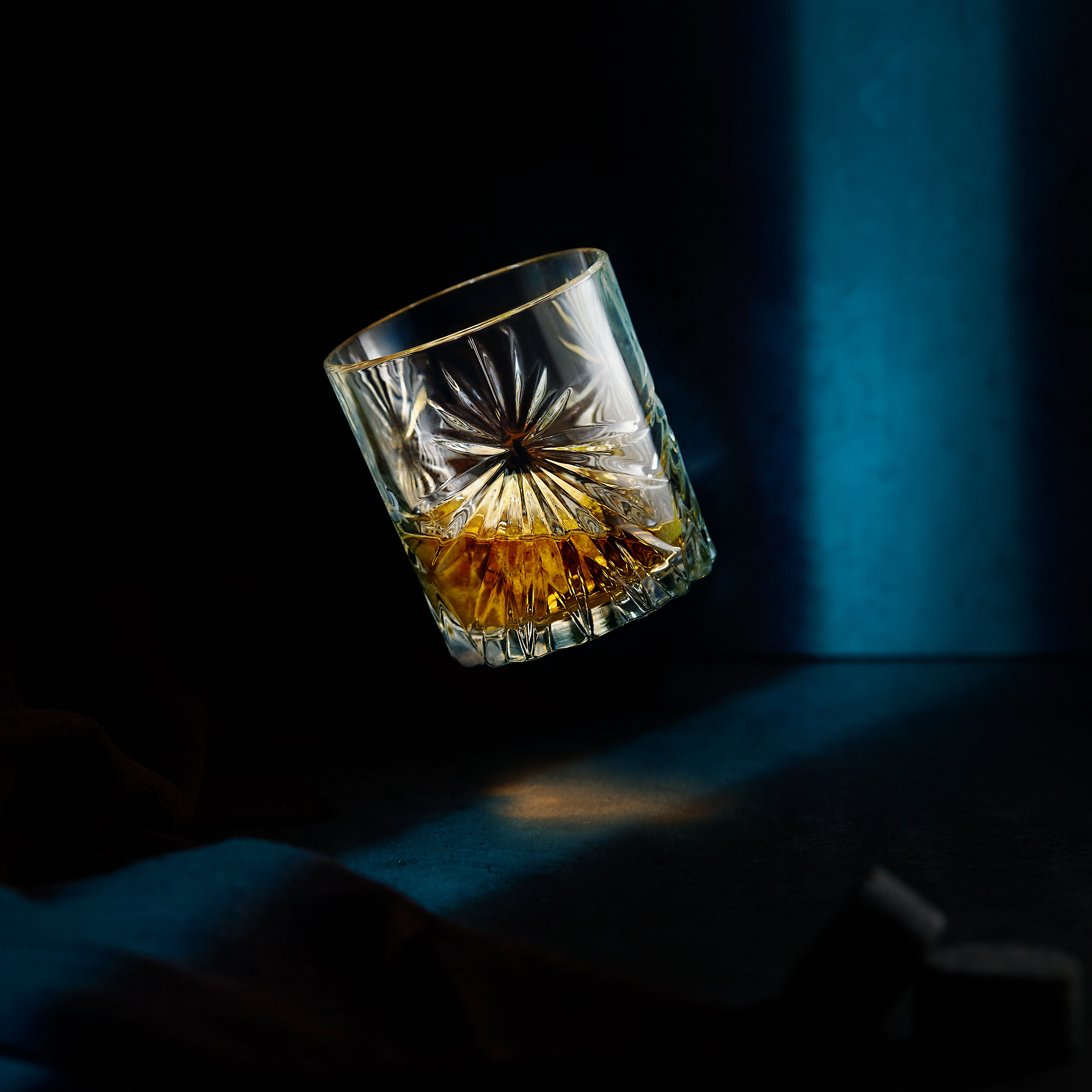 Coffret Pierres à Whisky et Verre Cristal Soleil - 6 Pierres Artisanales Rondes en Granit - Mathon - 4