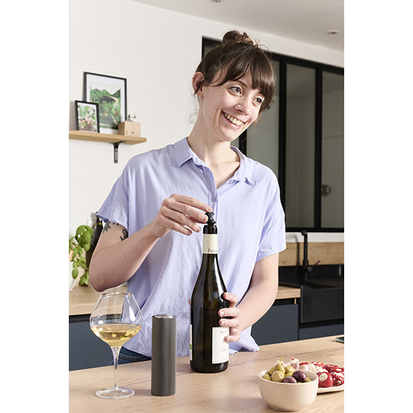 Pompe à vide électrique pour le vin Line Preserve Peugeot - Mathon - 4